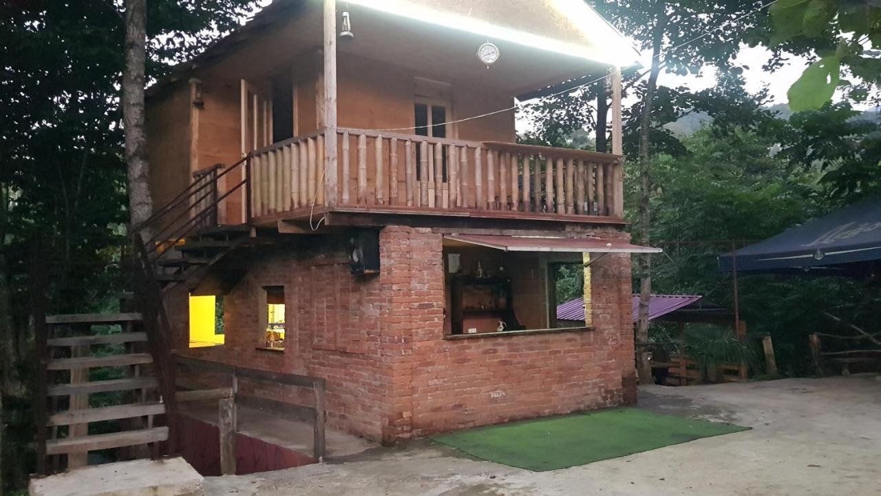 Oasis Gasamania Hotel Batumi Exterior foto